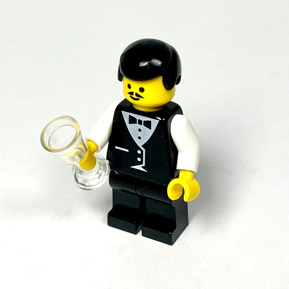 LEGO City Town Waiter Minifigure Black Tuxedo Vest Bowtie Mustache Goblet wtr001